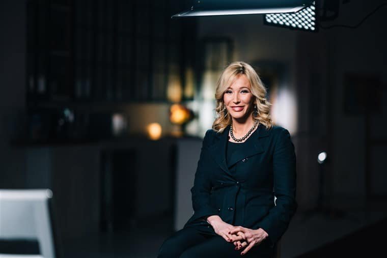 Paula White