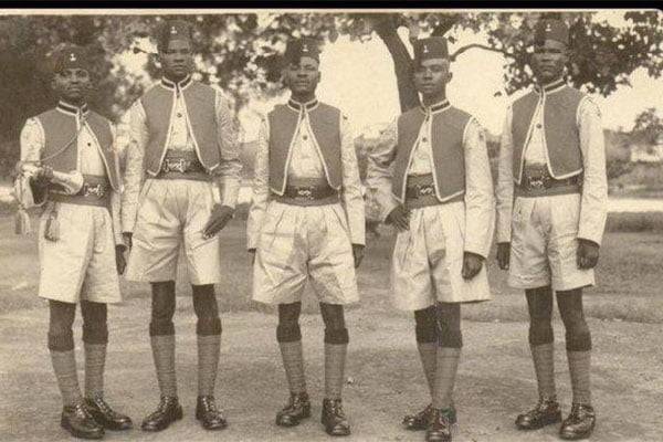 Throw back of Nigerian police officers
